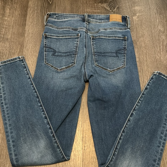 American Eagle Next Level Stretch Jeans no rips - Picture 2 of 4